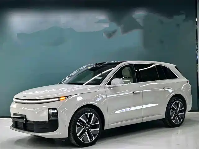 Li Auto IDEAL L6 2024