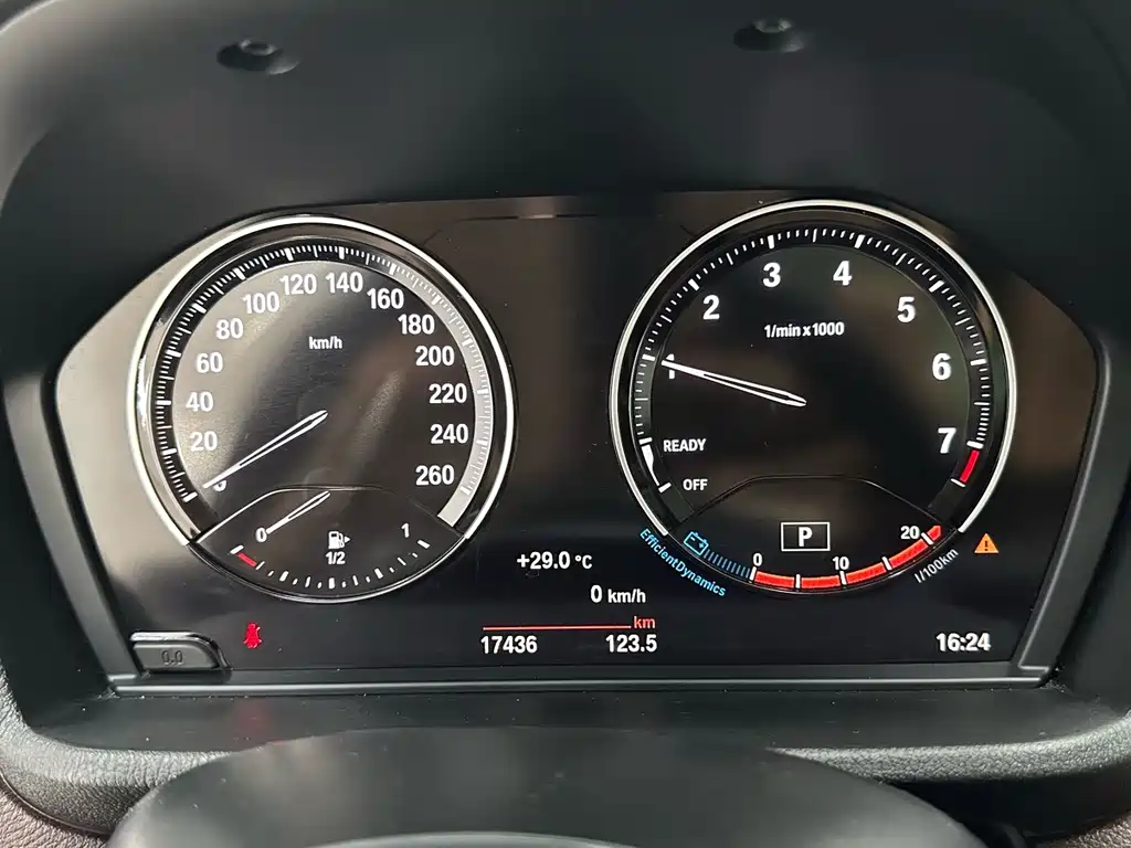 BMW X1 — миниатюра 12