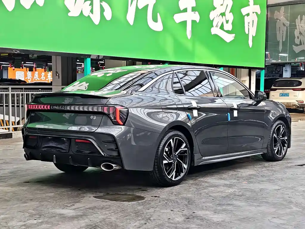 Lynk & Co 03 — миниатюра 14