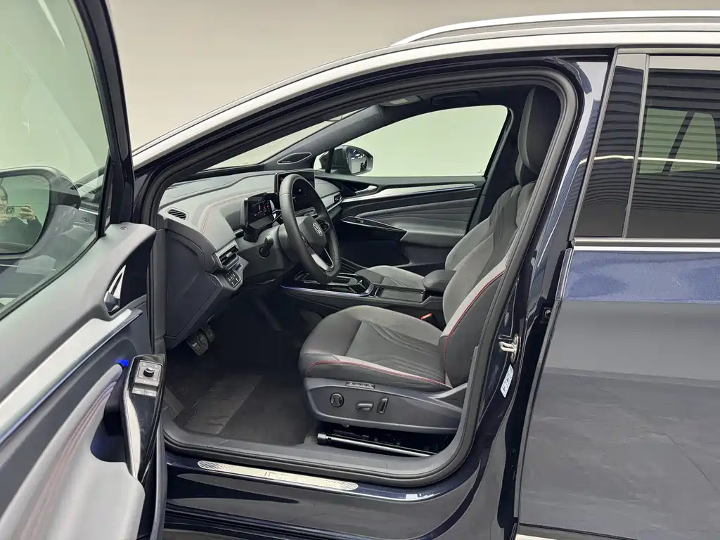 VOLKSWAGEN ID.4 CROZZ