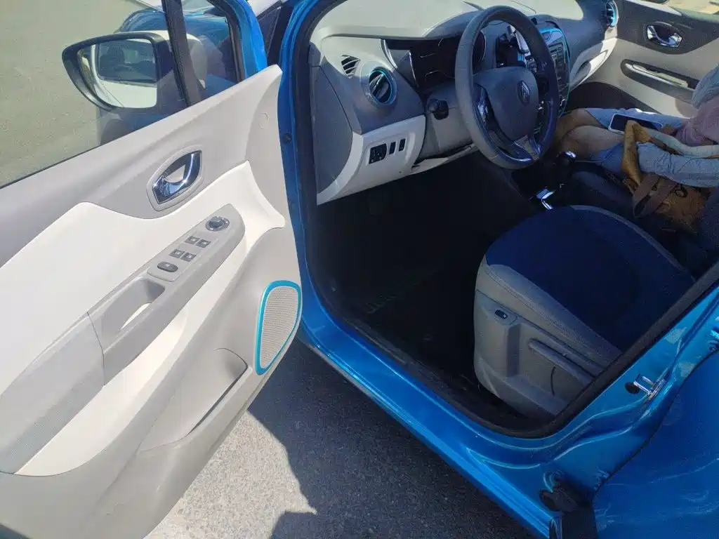 Renault Captur — миниатюра 13