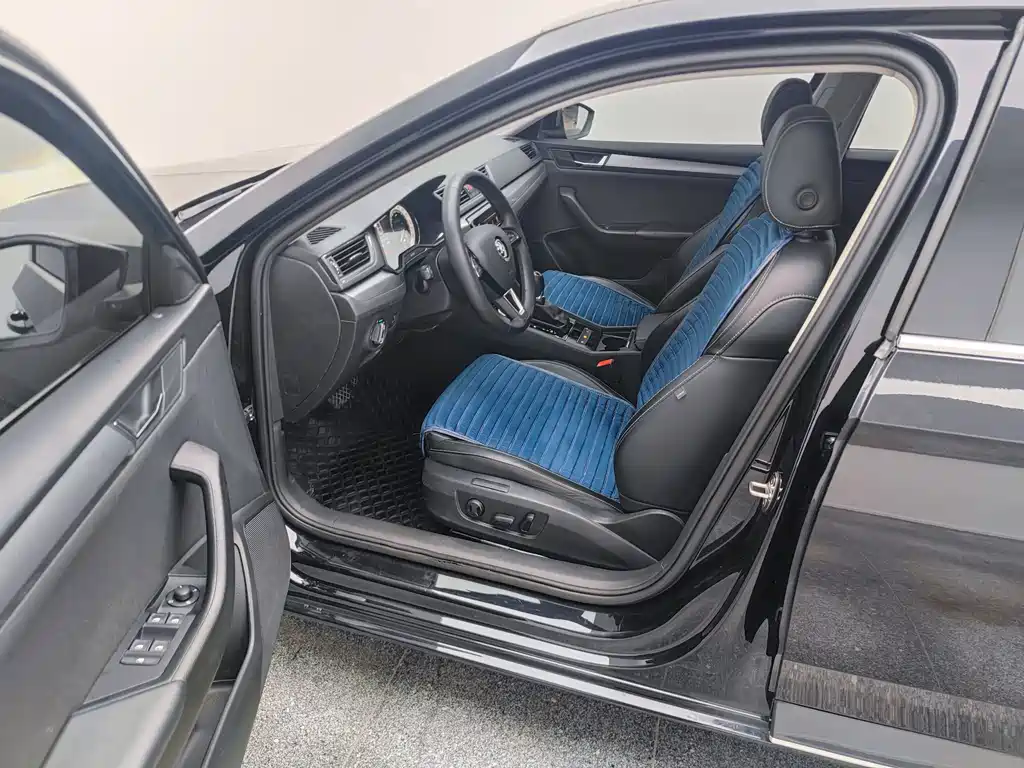 Skoda Superb — миниатюра 19