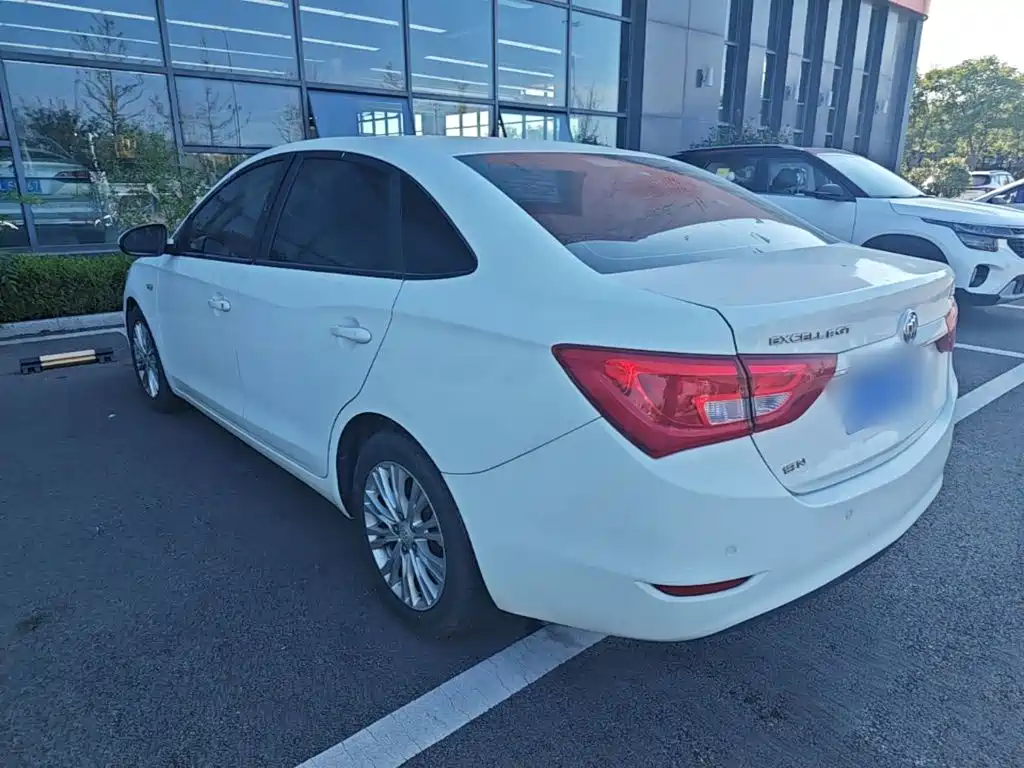 Buick Excelle — миниатюра 5