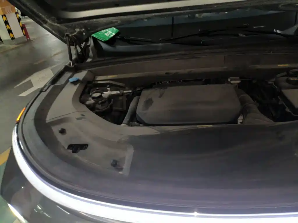 Li Auto Li L8 — миниатюра 18