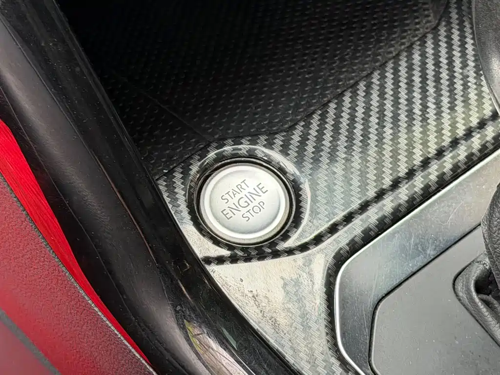 VOLKSWAGEN T ROC EXPLORING SONGS