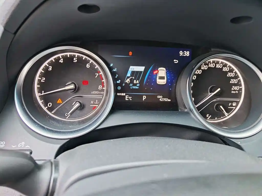 Toyota Camry 2019 2.5G Luxury