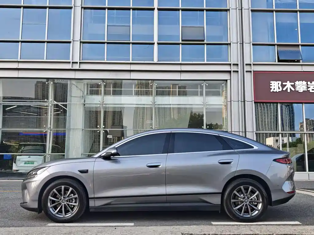 BYD Qin L — миниатюра 3