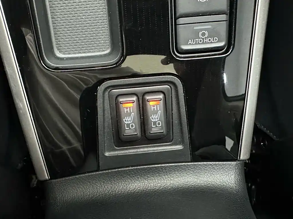 Mitsubishi Outlander — миниатюра 15