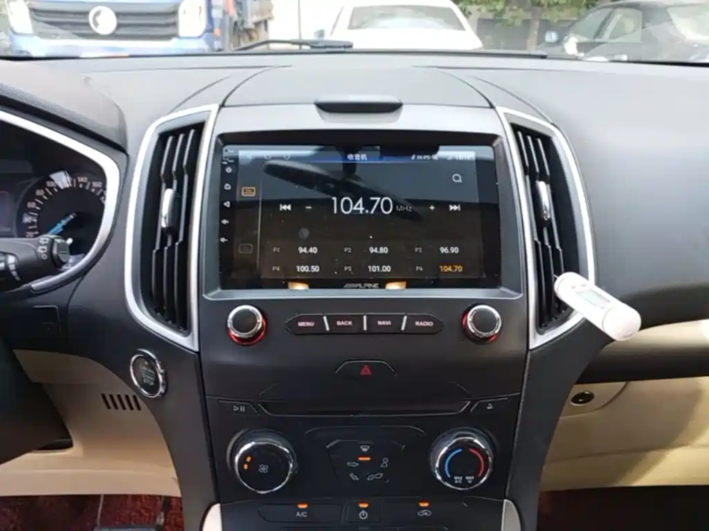 Ford Edge — миниатюра 13