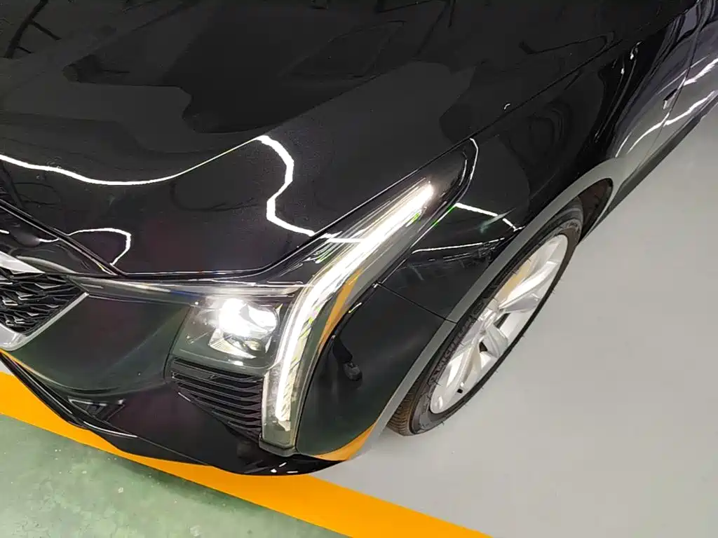 Cadillac CT5 — миниатюра 24
