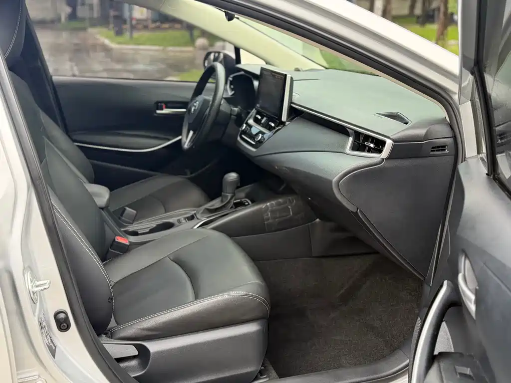 Toyota Corolla — миниатюра 10