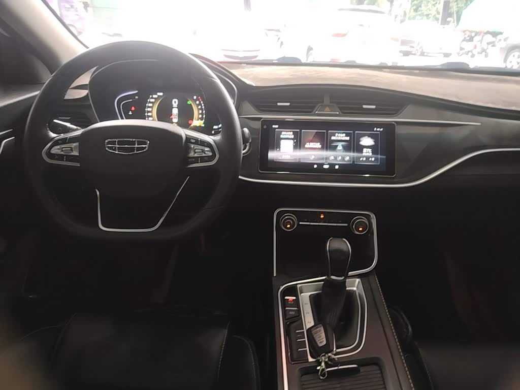 Geely Binrui 1.4 л 2021 г. Белый, пробег 35600 км