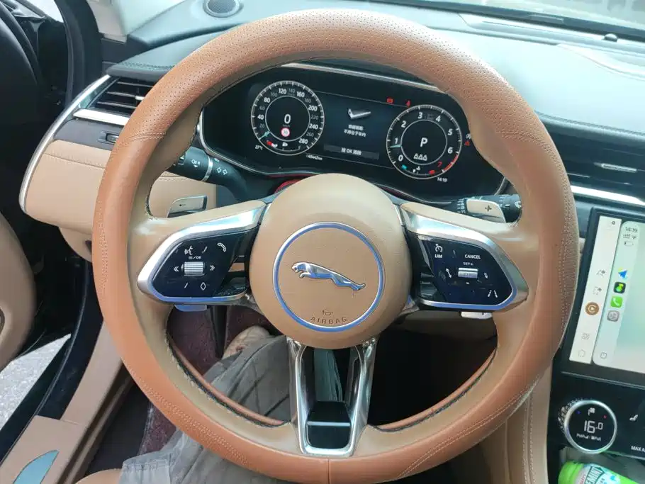 Jaguar XFL — миниатюра 15