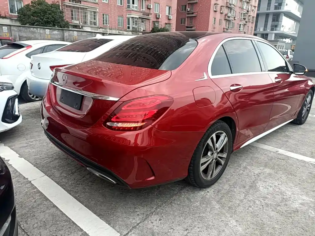 Mercedes-Benz C-Class — миниатюра 7