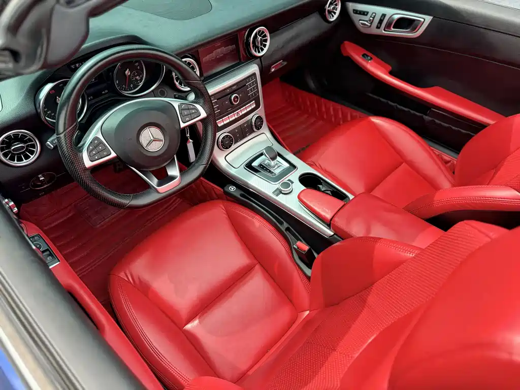 Mercedes-Benz SLC — миниатюра 7