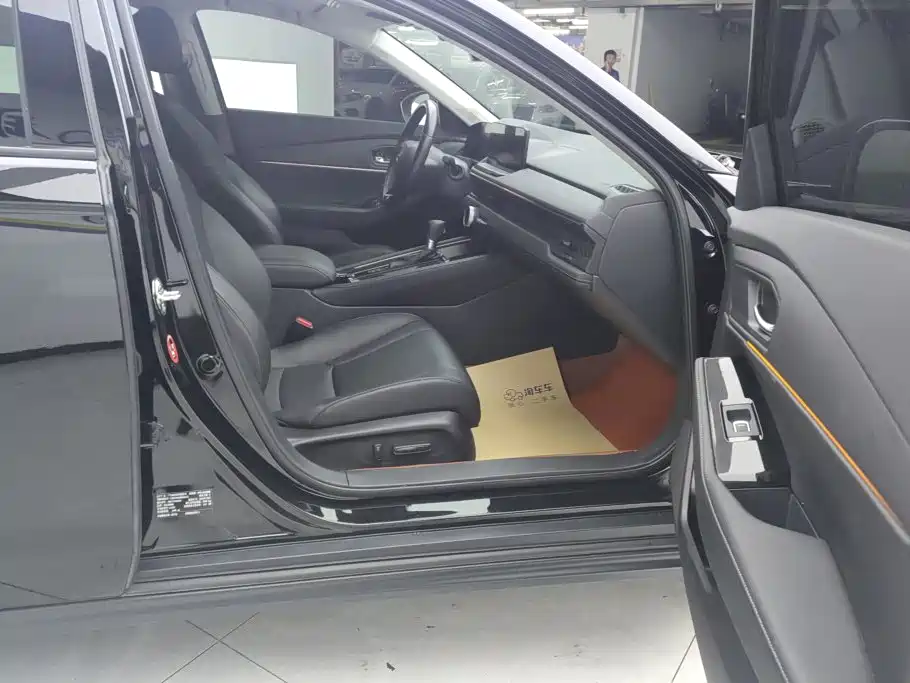 Honda Accord — миниатюра 8