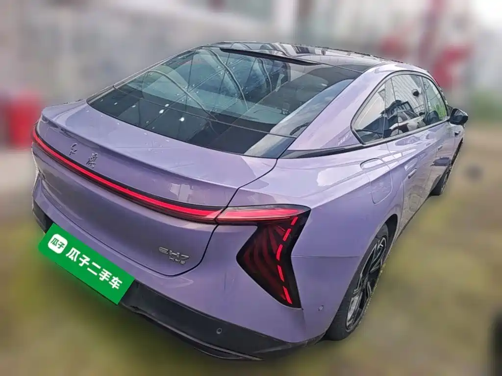 Hongqi Hongqi EH7 — миниатюра 10