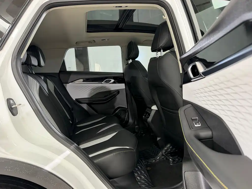 Geely Binyue 2022 COOL 1.5TD DCT