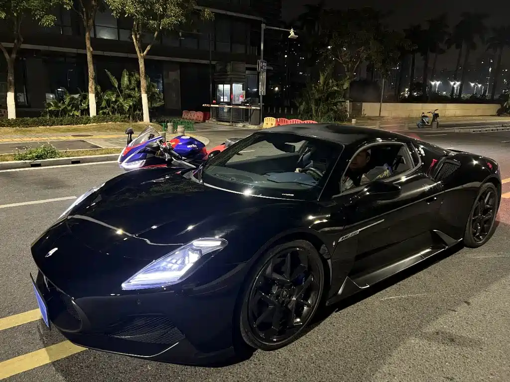 Maserati MC20 — миниатюра 6
