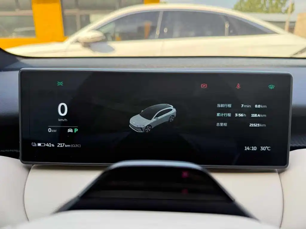NIO ET5T — миниатюра 6