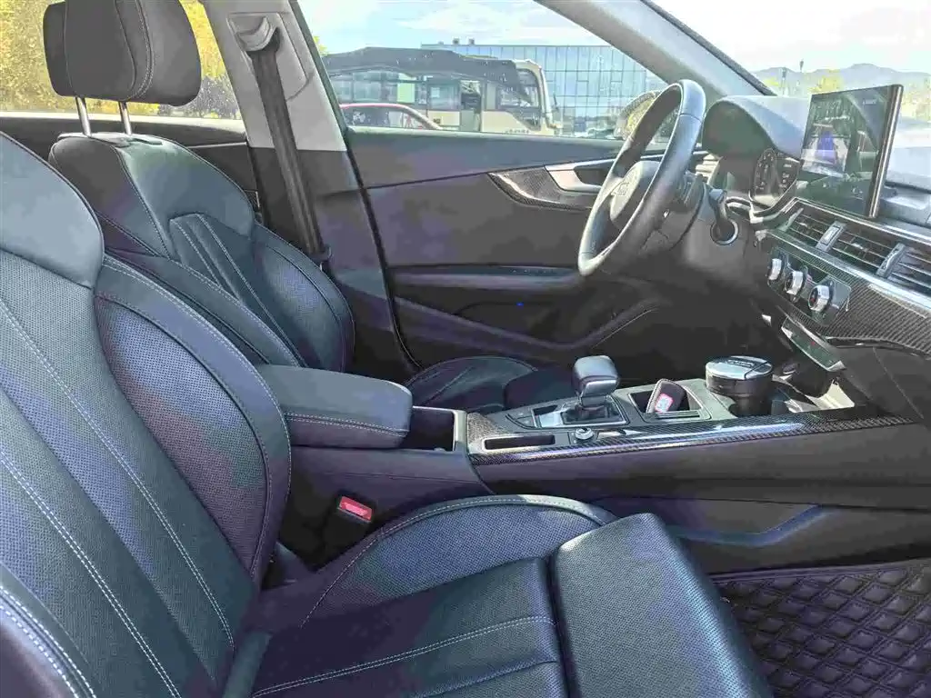 Audi A4L — миниатюра 9