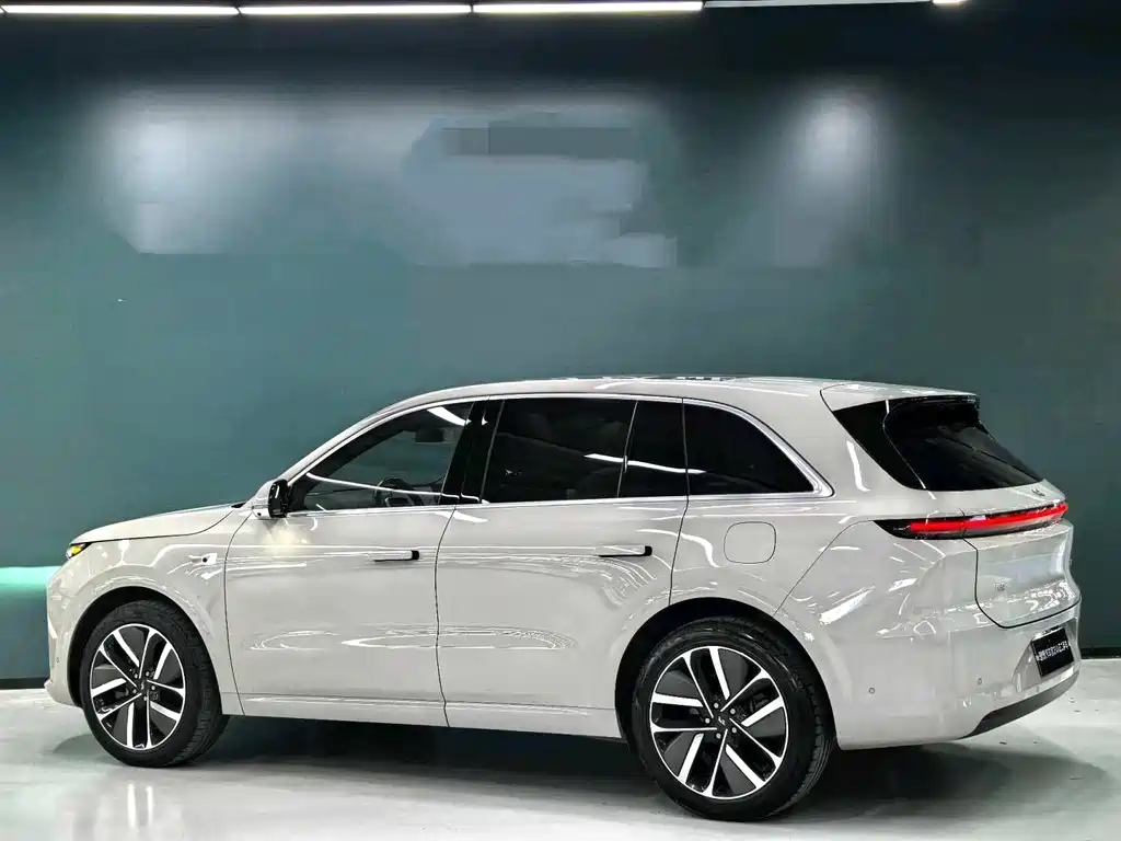 Li Auto IDEAL L6