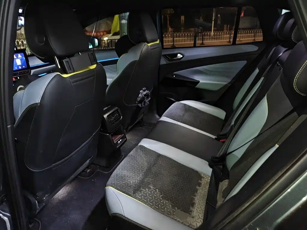 Volkswagen ID.4 X — миниатюра 13