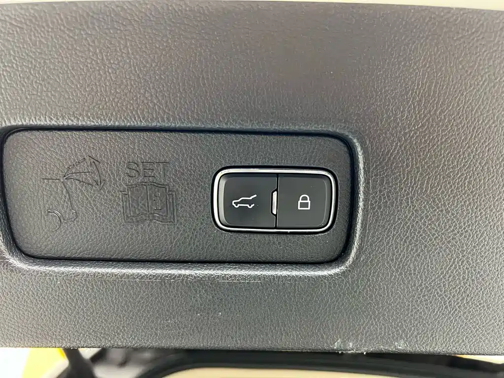 Lincoln Aviator — миниатюра 41