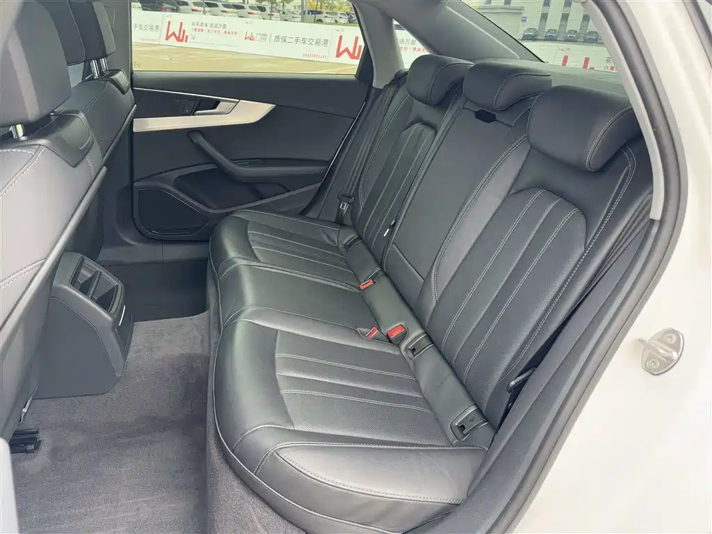 Audi A4L — миниатюра 11