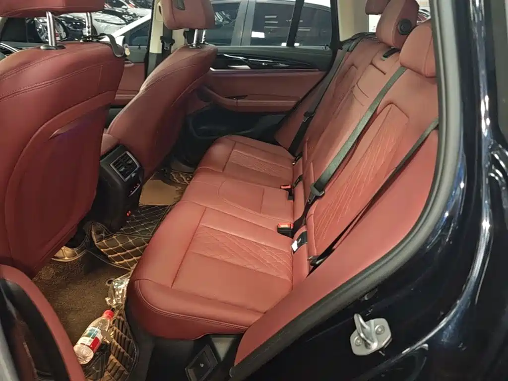 BMW X3 — миниатюра 17