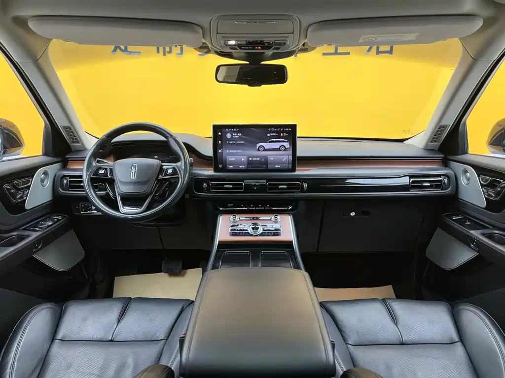 Lincoln Aviator — миниатюра 45