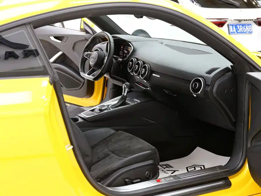 Audi TT — миниатюра 16