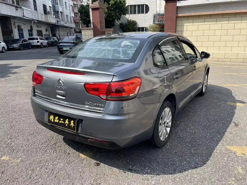 Citroen C-Quatre Sedan 1.6L Manual Class Fashion Type, фото 5