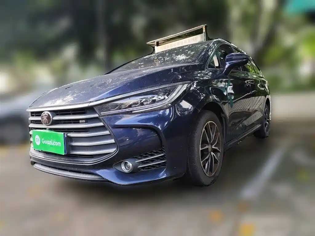 Купить BYD MAX