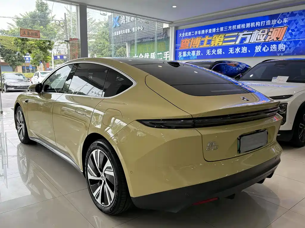 NIO NIO ET5