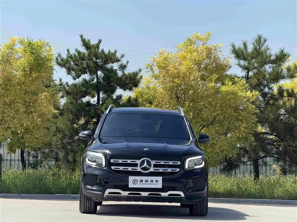 Mercedes-Benz GLB — миниатюра 2