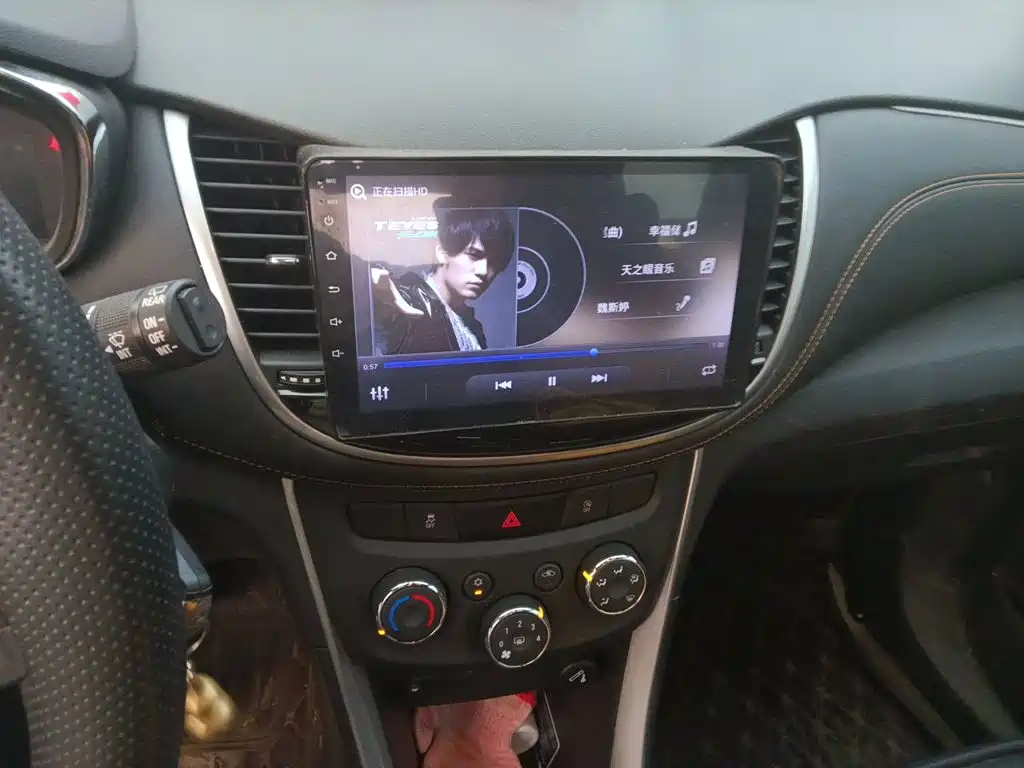 Chevrolet Trax — миниатюра 9