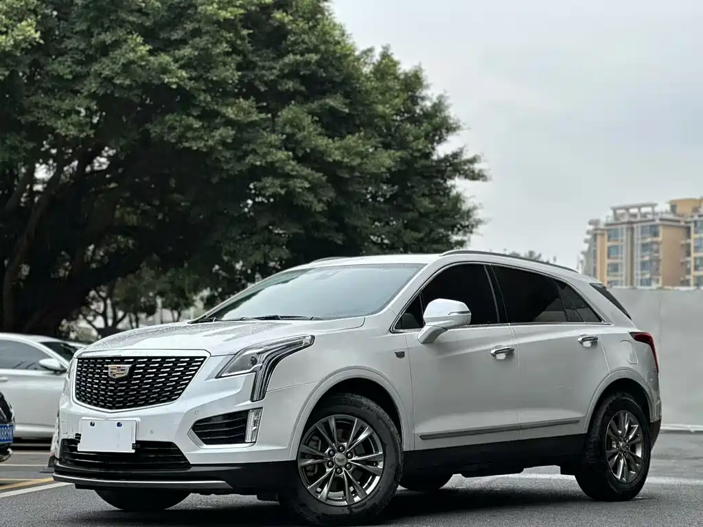 CADILLAC XT5