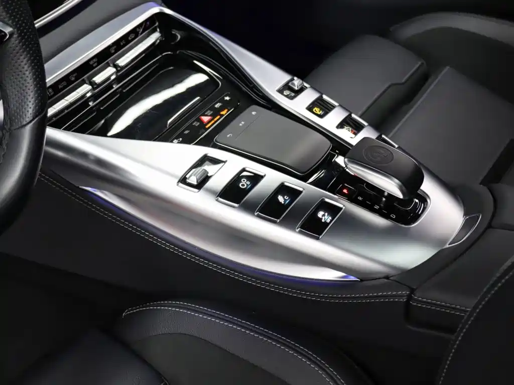 Mercedes-Benz AMG GT — миниатюра 11