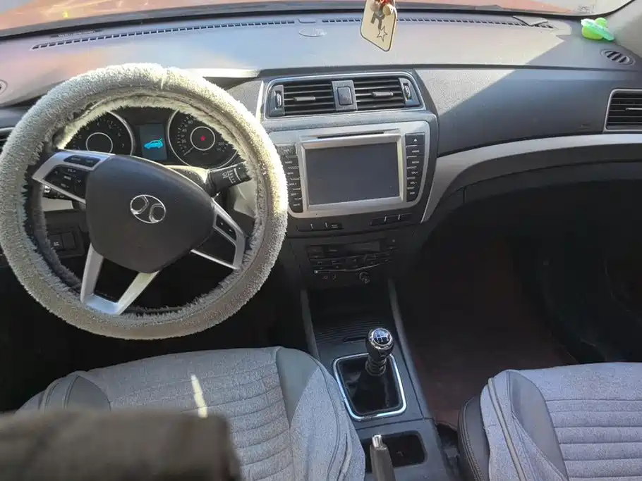 BAIC Senova X65 — миниатюра 12