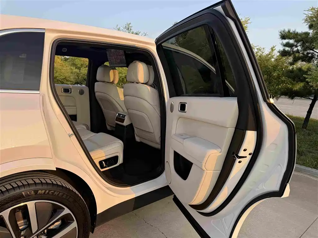 Li Auto Li L7 — миниатюра 15