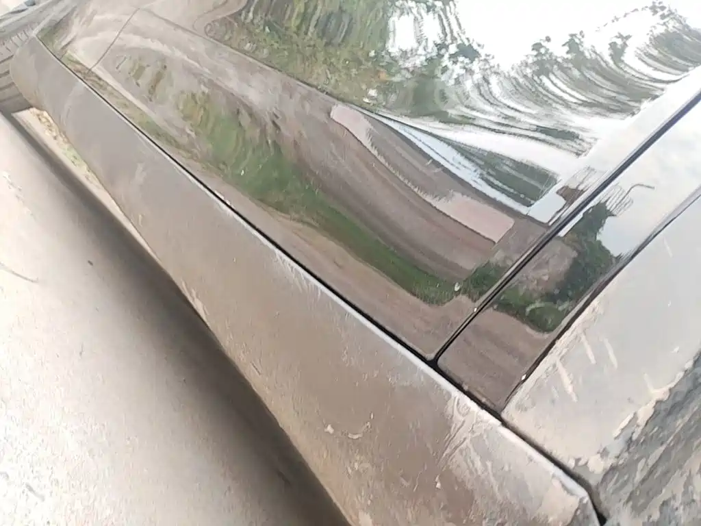 Tesla Model Y — миниатюра 21