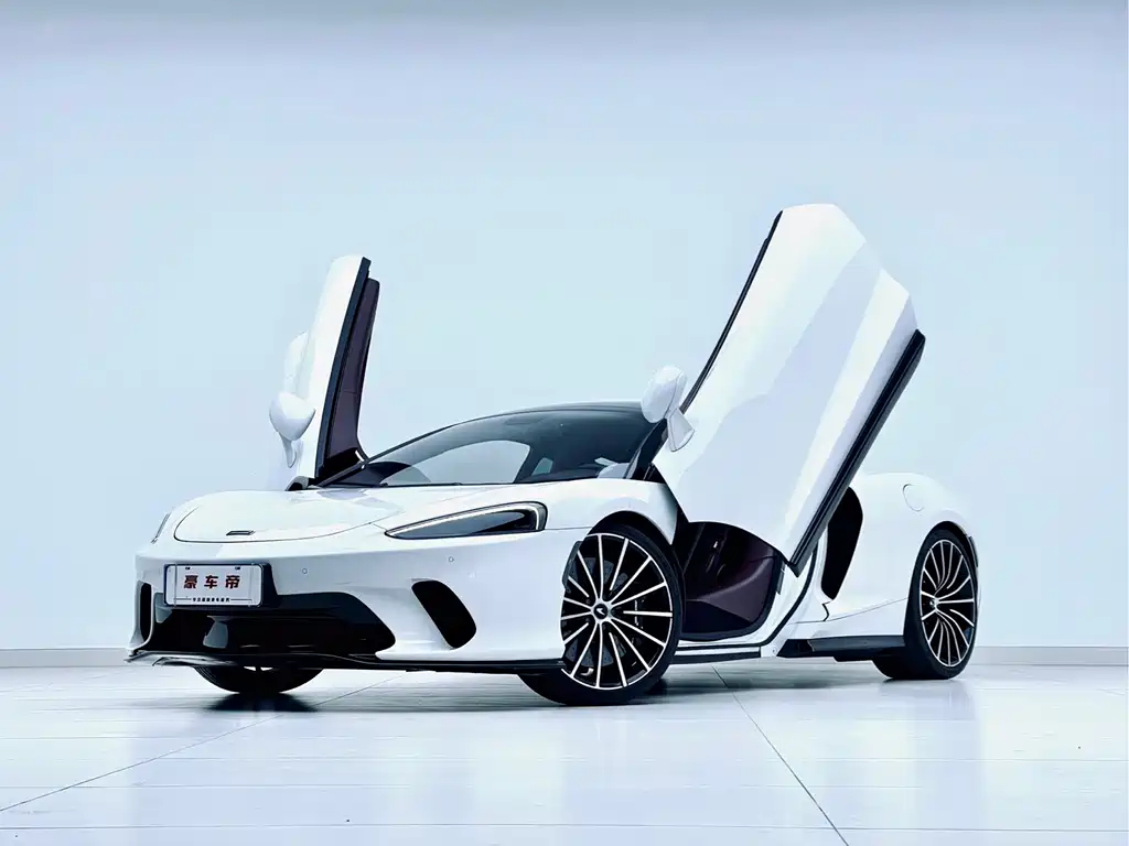 McLaren GT 2022
