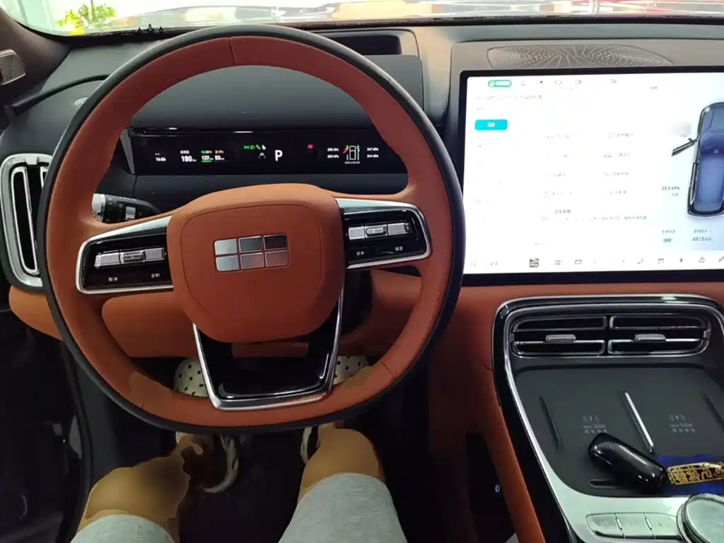 Geely Galaxy Galaxy M9 M9 2025 210km