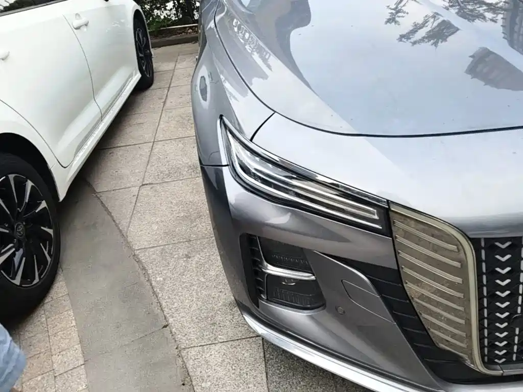Hongqi Hongqi H5 — миниатюра 11