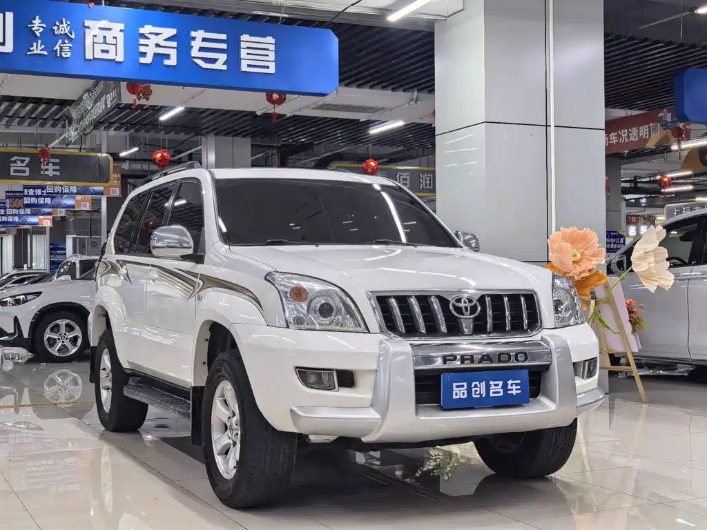 Toyota Land Cruiser Prado 2005 4.0L AT GX Luxury
