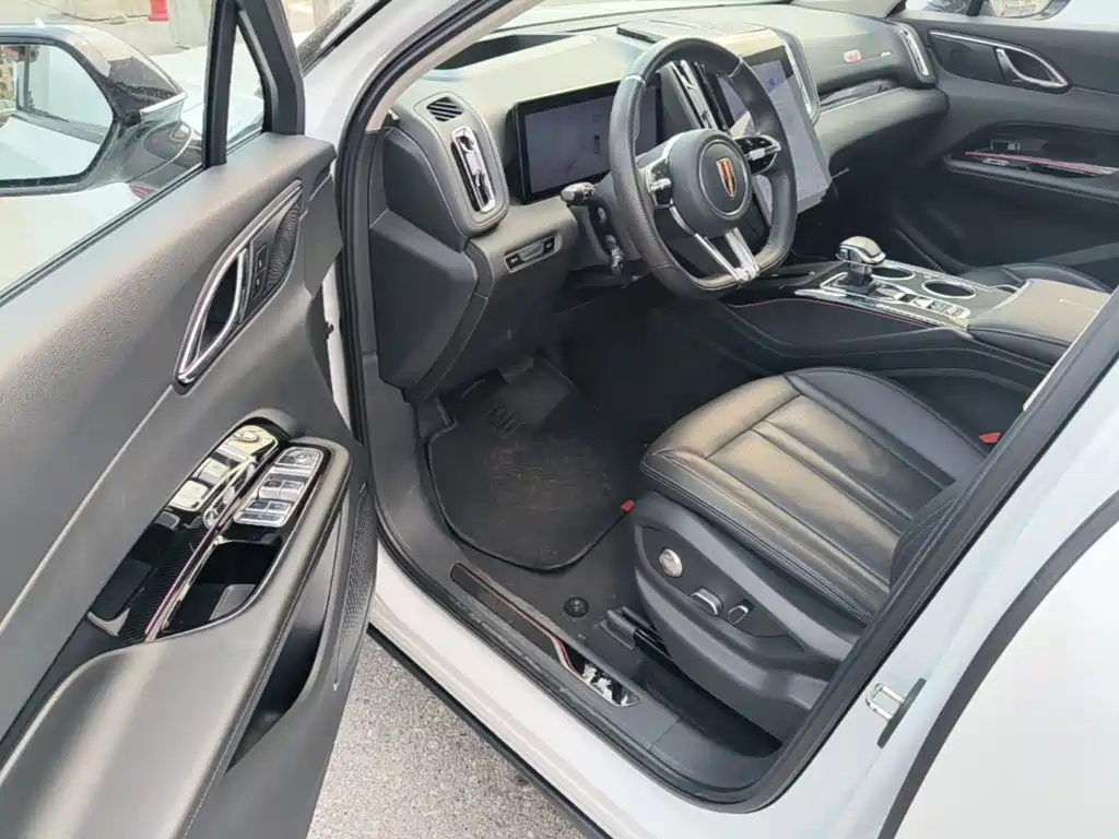 Hongqi Hongqi HS3 — миниатюра 16