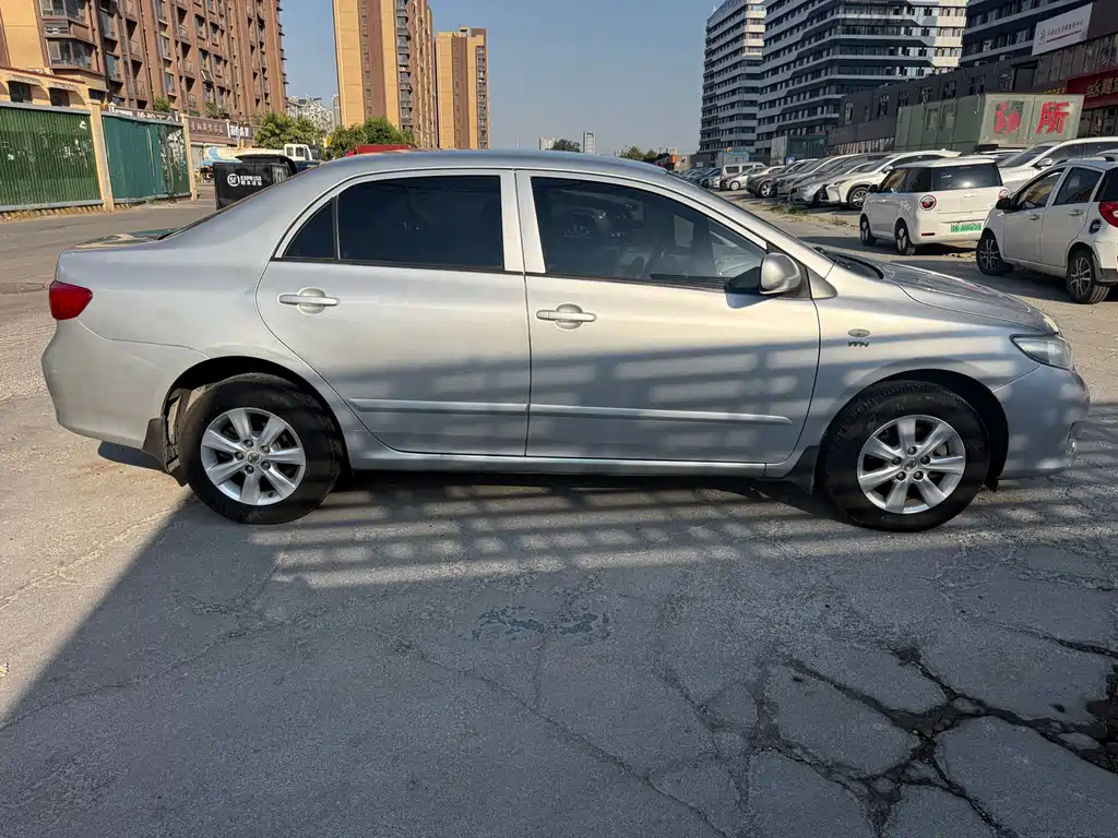 Toyota Corolla — миниатюра 4