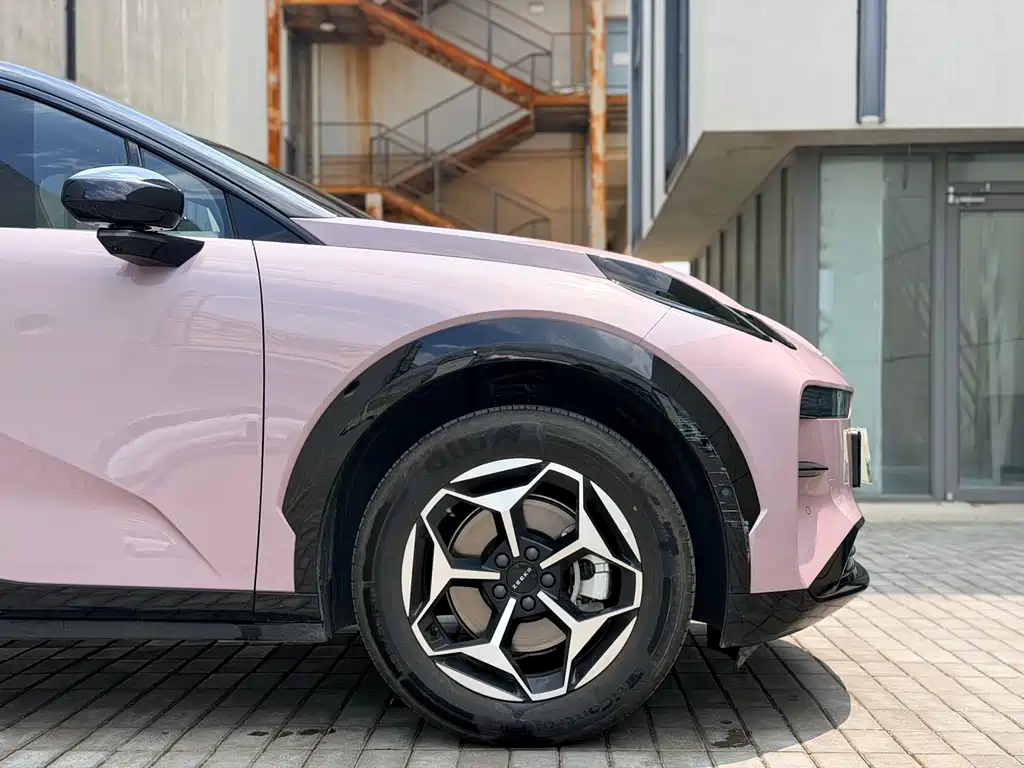 Zeekr X 2025 мест