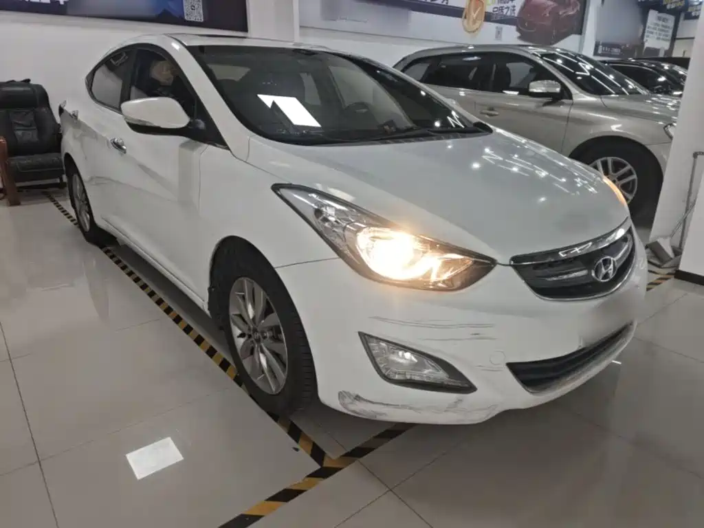 Hyundai Elantra Langdong — миниатюра 4